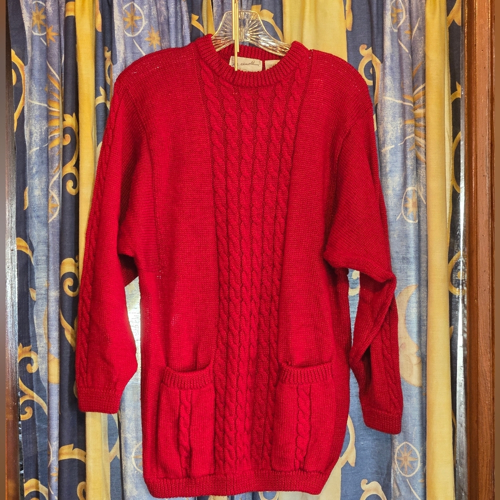 Vintage Red Sweater Size Large.
